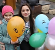 Студенти БДМУ «дарували» чернівчанам щастя