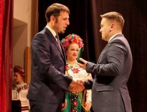 Викладачів БДМУ відзначено ювілейною відзнакою «100-річчя Буковинському віче»