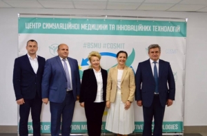 Міністерка охорони здоровʼя України відвідала симуляційний центр БДМУ